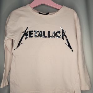 girls Metallica shirt